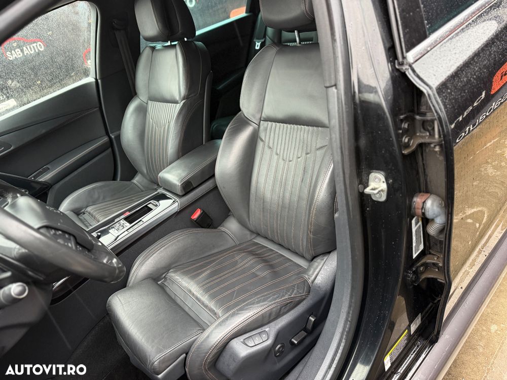 Peugeot 508 RXH Hybrid4 - 14