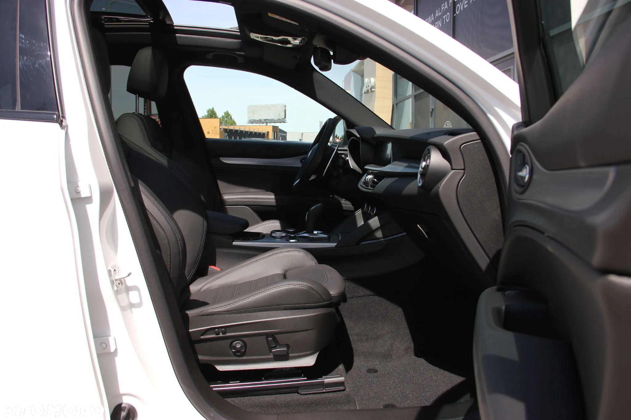 Alfa Romeo Stelvio 2.0 Turbo Veloce Q4 - 11