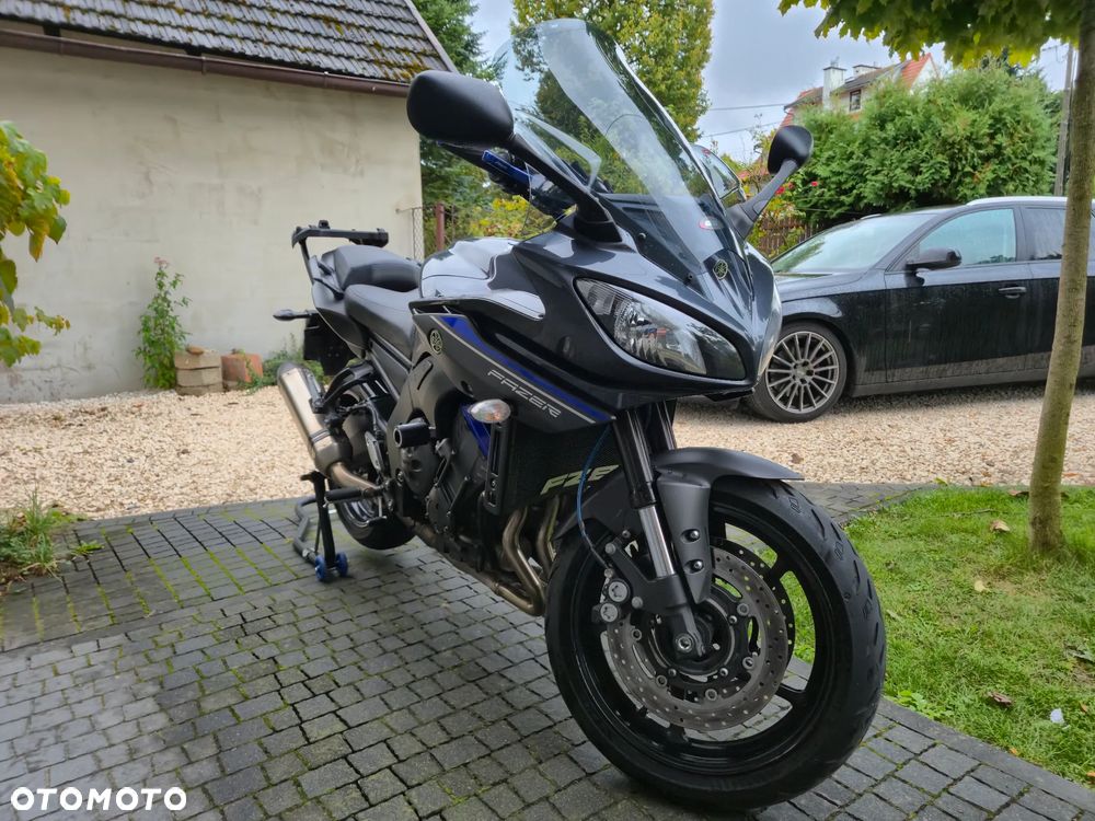 Yamaha FZ8 - 4