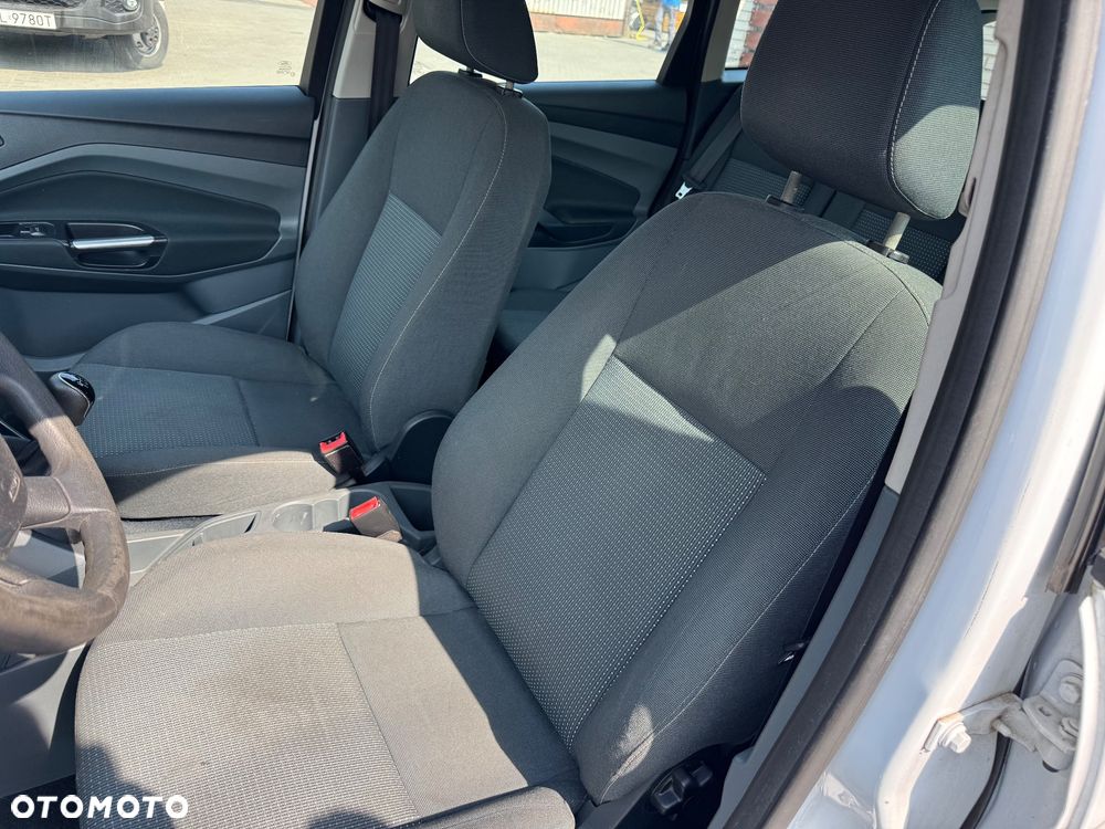 Ford C-MAX 1.6 Ti-VCT Champions Edition - 19