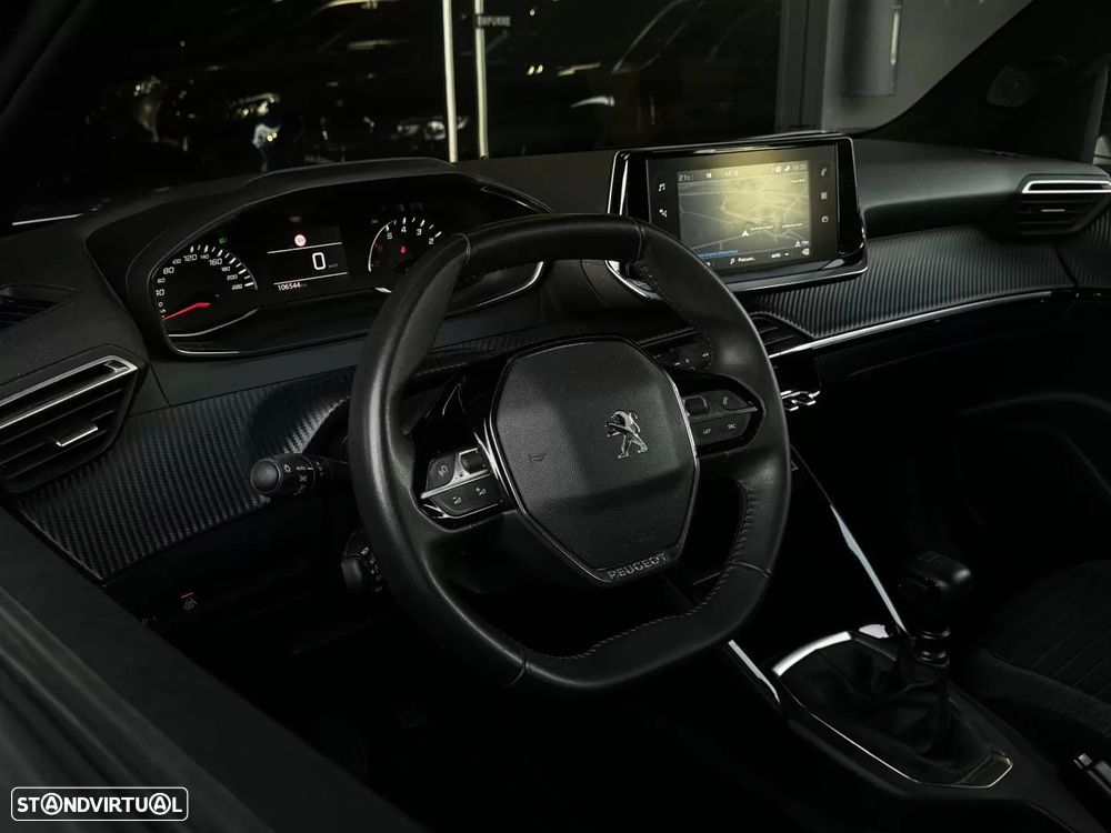 Peugeot 2008 1.2 PureTech Active Pack - 16