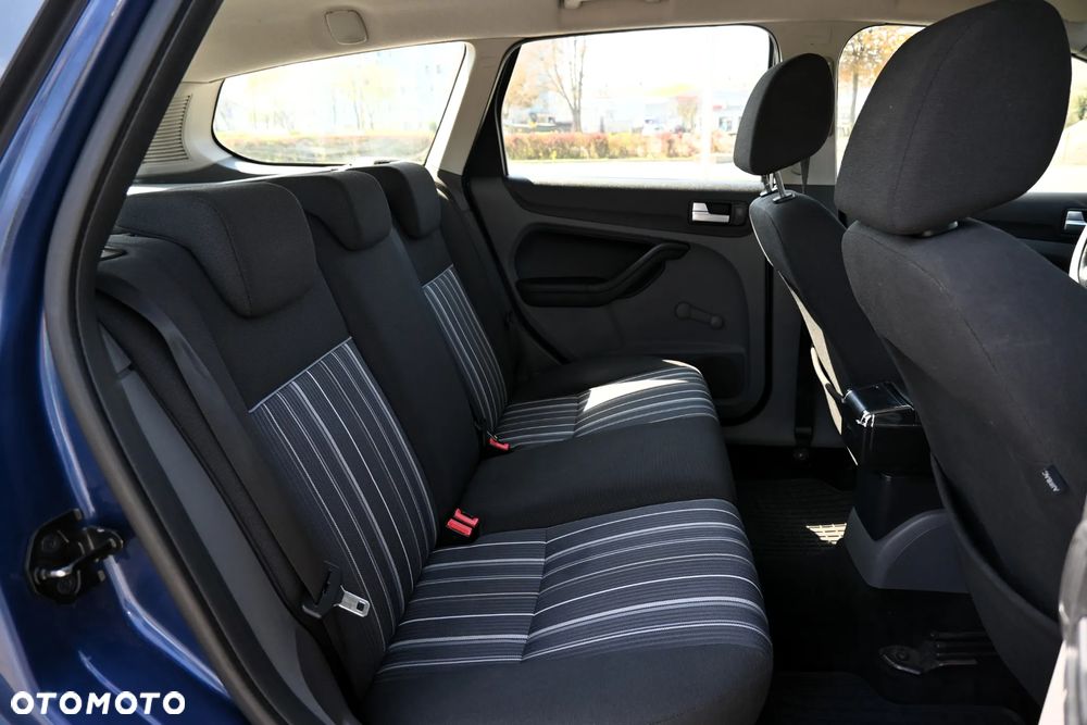 Ford Focus - 14