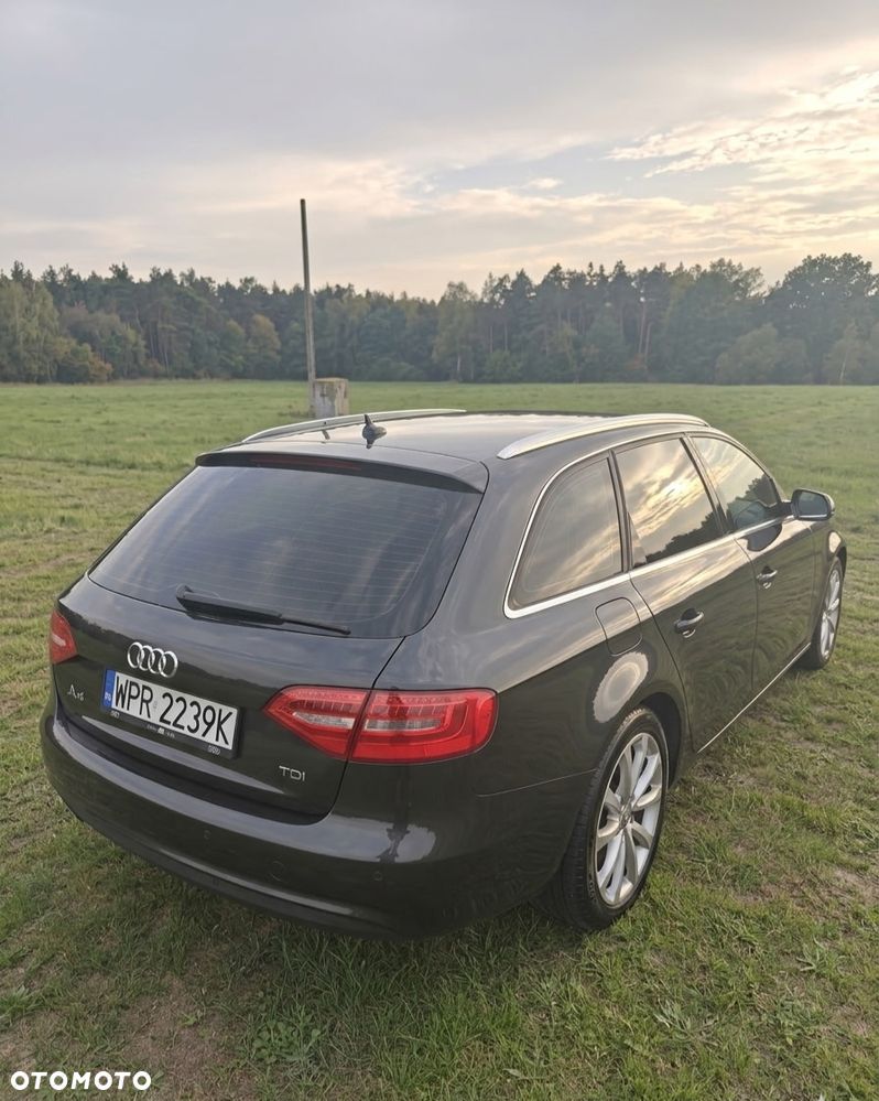 Audi A4 Avant - 5