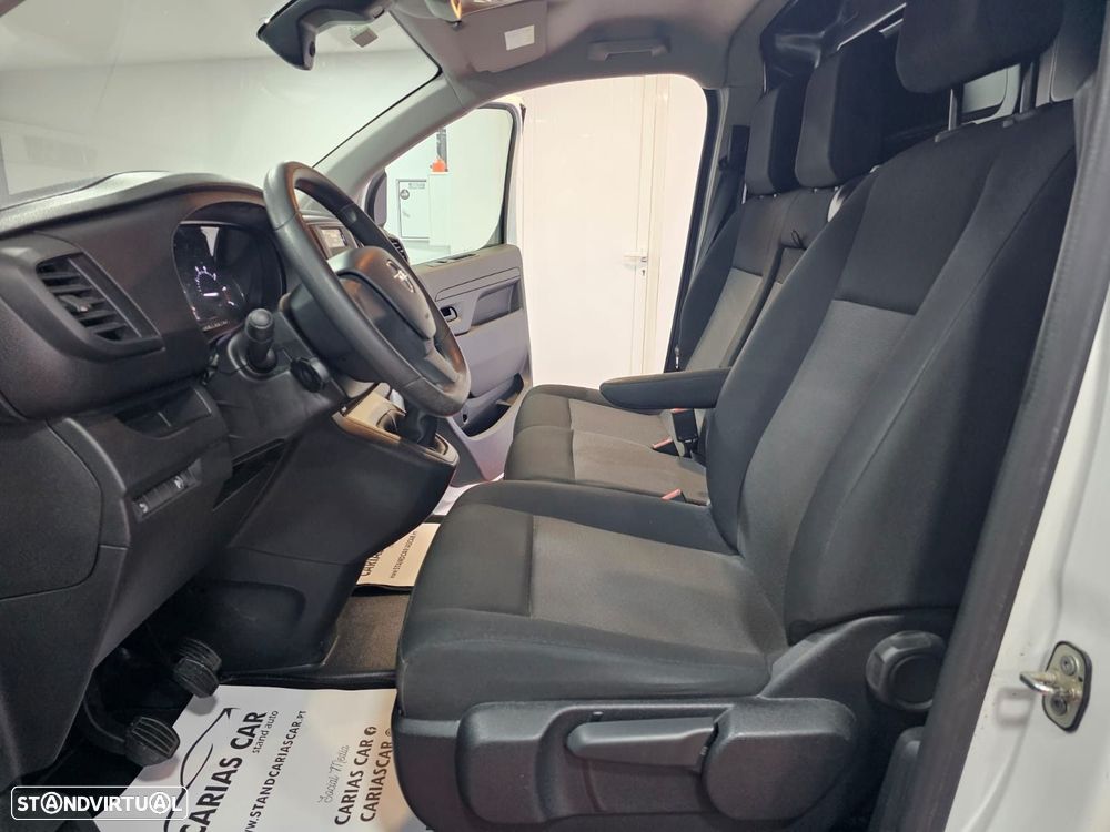 Opel Vivaro 1.5 CDTi L1H1 Essentia - 12