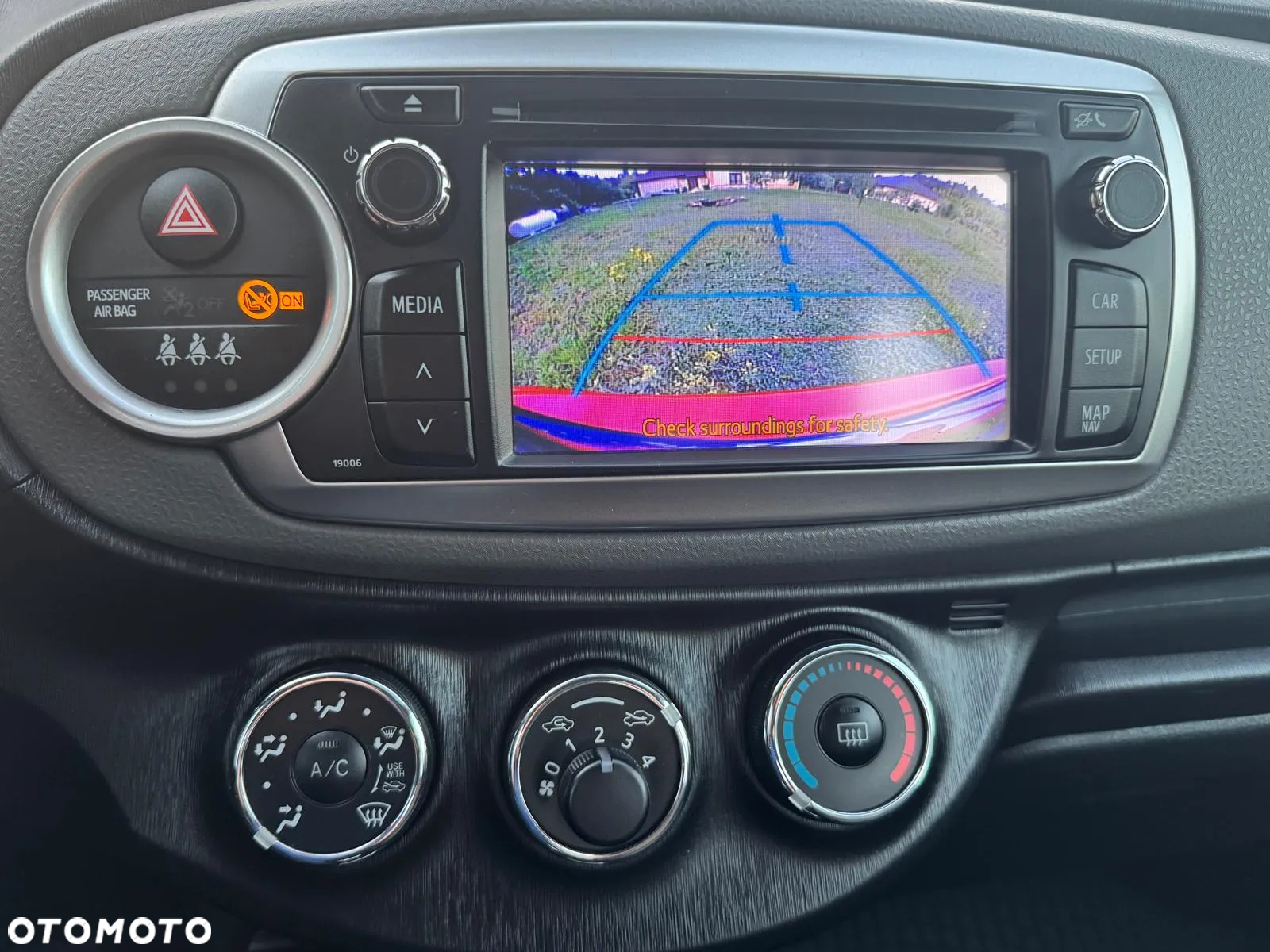 Toyota Yaris - 13