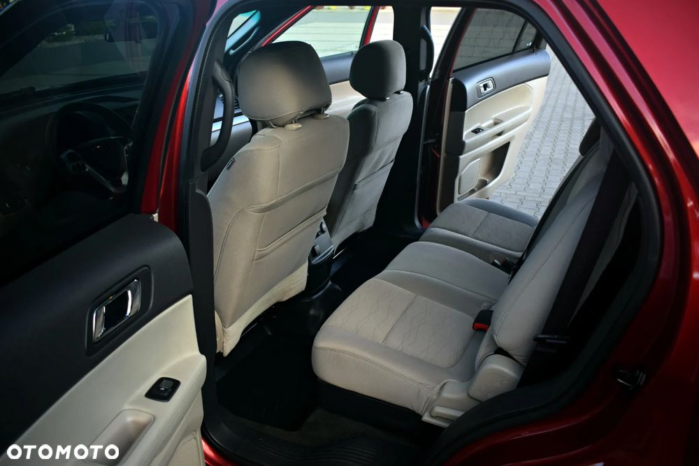 Ford Explorer - 7
