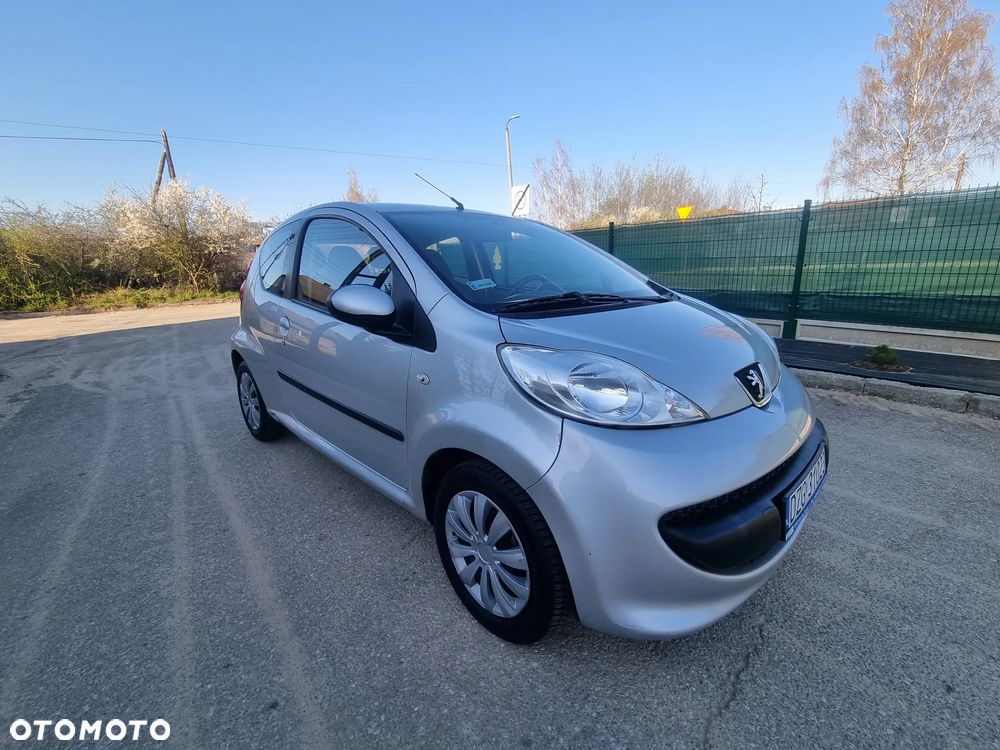 Peugeot 107 1.0 Happy - 2