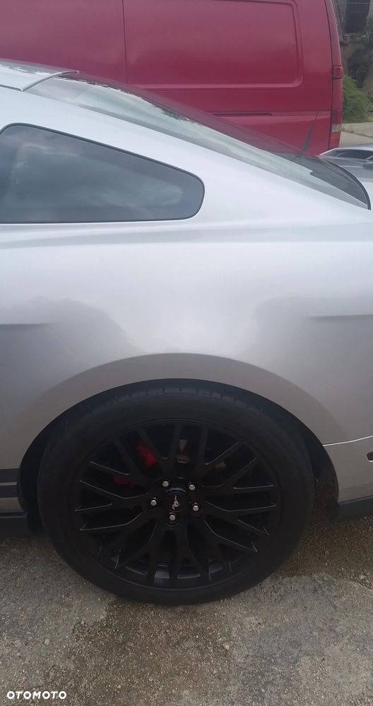 Ford Mustang 5.0 V8 GT Premium - 13