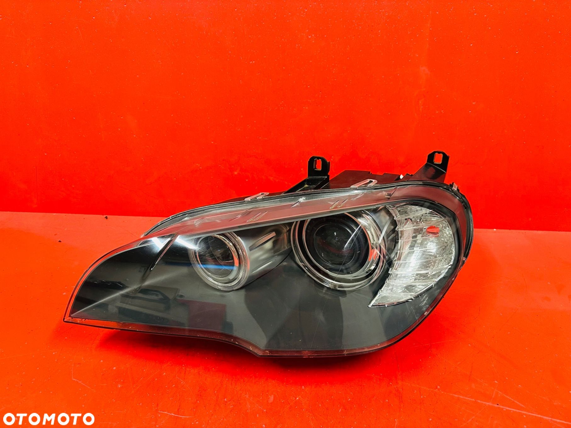 LAMPA LEWA BMW X5 E70 BI XENON NIE SKRĘTNA BDB EUROPA - 1