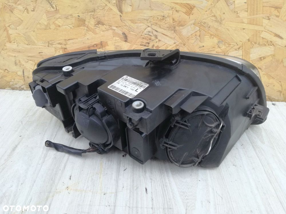 audi a4 b7 lampa reflektor przód prawa anglik 04/07 - 2