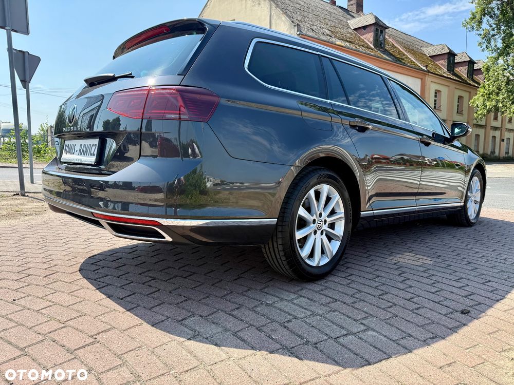 Volkswagen Passat 2.0 TDI SCR Highline DSG - 31