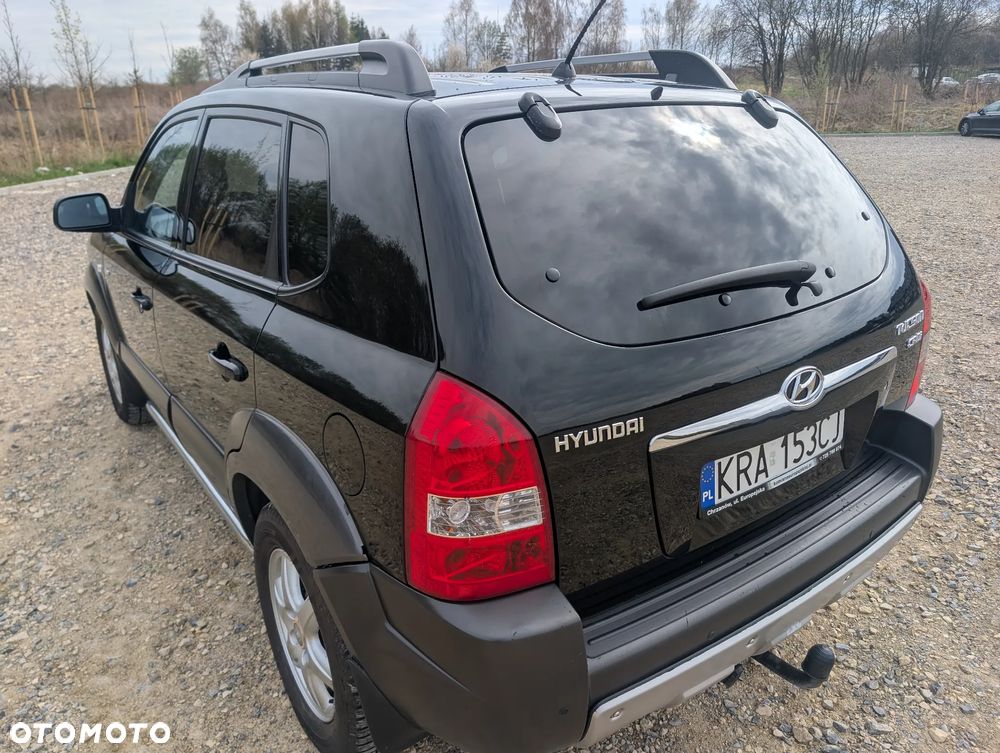 Hyundai Tucson 2.0 CRDi VGT 4WD GLS - 28