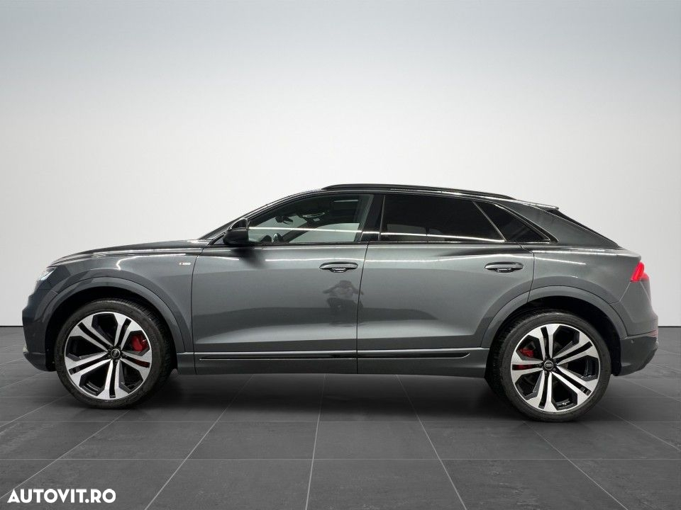 Audi Q8 - 7