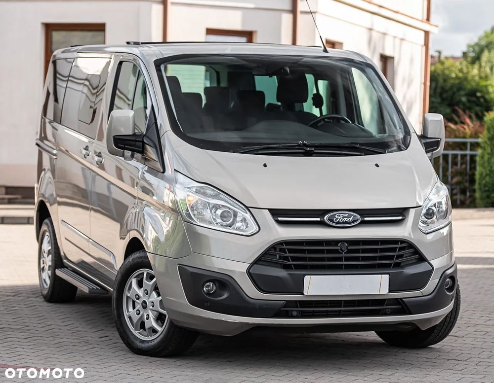 Ford Tourneo Custom 300 L1H1 VA Titanium - 6