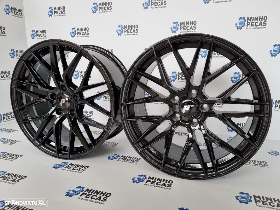 Jantes Japan Racing (JR28) em 19 Gloss Black - 3