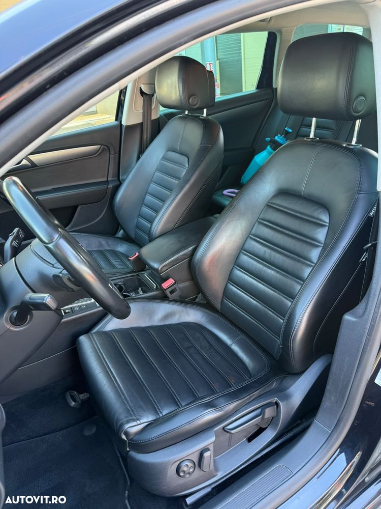 Volkswagen Passat 2.0 TDI Blue TDI DSG Comfortline - 7