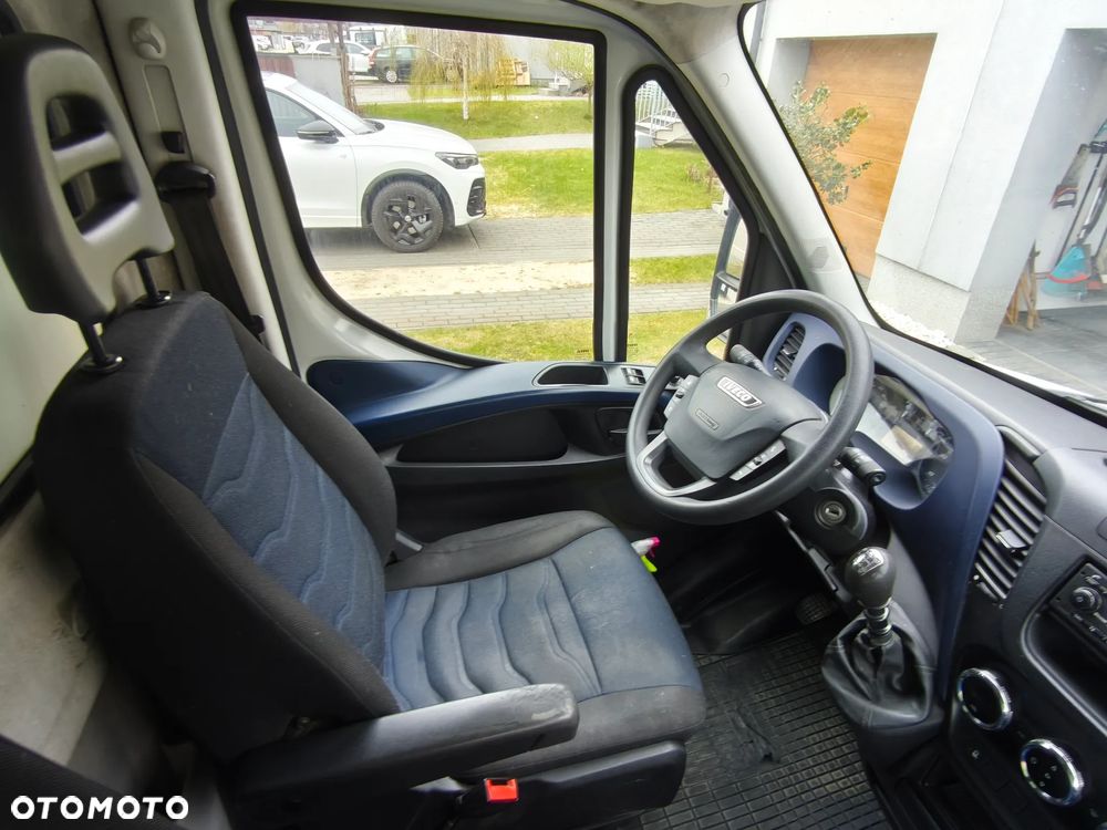 Iveco DAILY 35S15 - 12
