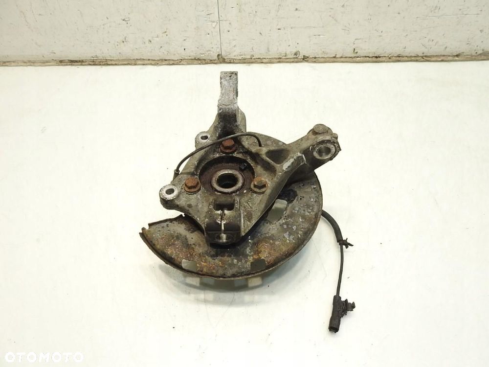 PIASTA ZWROTNICA PRAWY PRZÓD OPEL ASTRA J 1.4T - 5