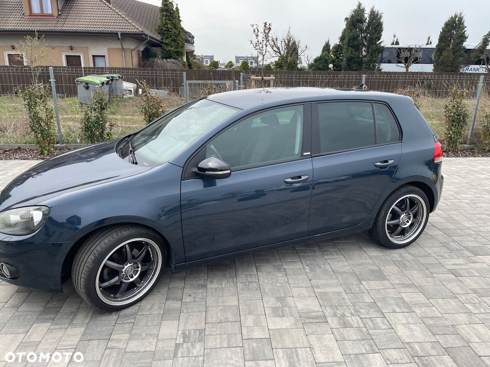 Volkswagen Golf 1.6 TDI DPF Highline - 2
