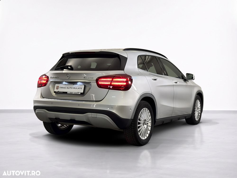 Mercedes-Benz GLA - 6