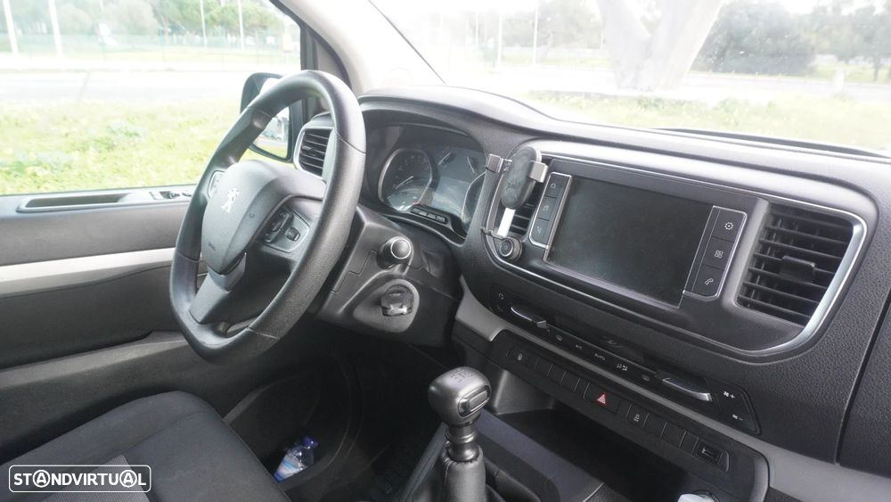 Peugeot Traveller 1.6 BlueHDi L2H1 Standard - 17