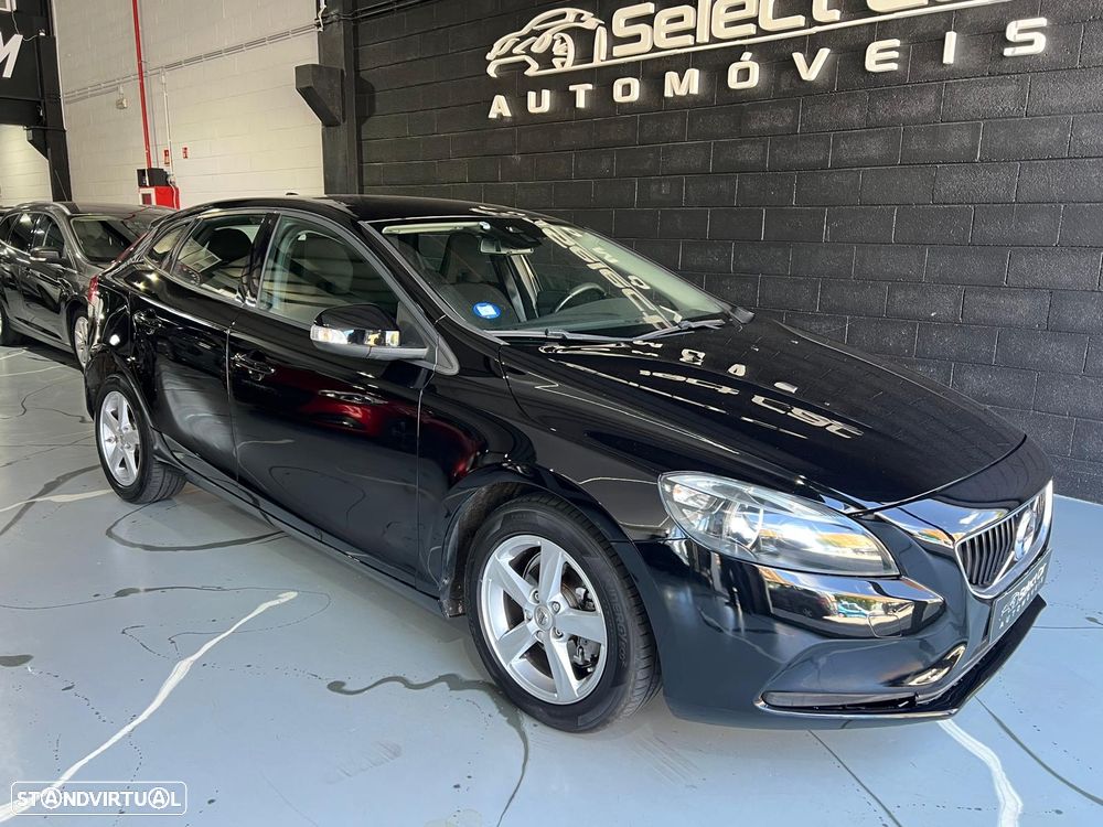 Volvo V40 2.0 D3 Momentum - 6