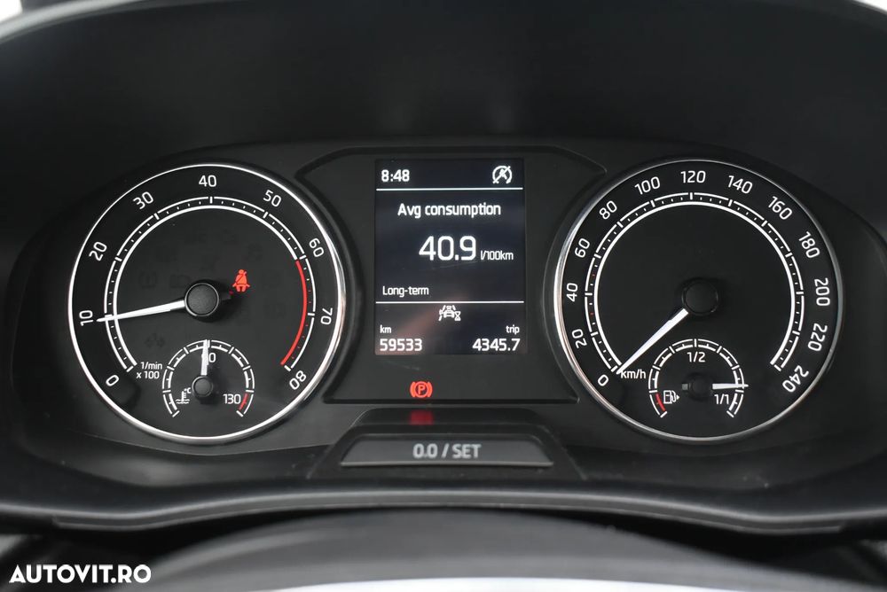 Skoda Fabia 1.0 TSI Ambition - 5