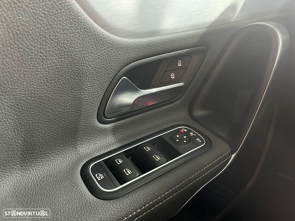 Mercedes-Benz A 180 d AMG Line Aut. - 24