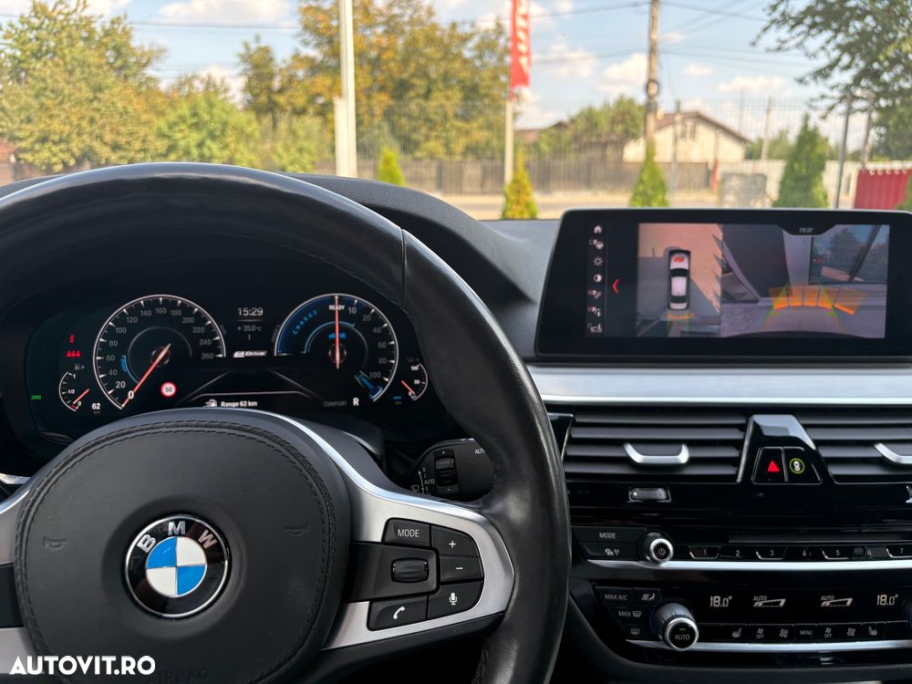 BMW Seria 5 530e xDrive AT PHEV - 10