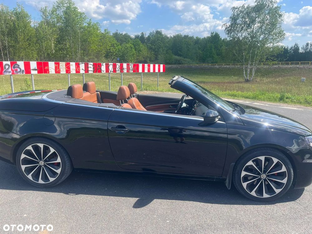 Volkswagen Eos 2.0 TDI DPF DSG Exclusive - 4