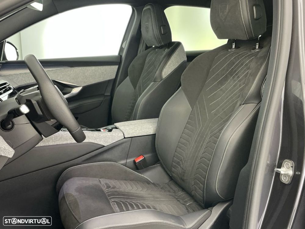 Peugeot E-3008 73 kWh GT - 17