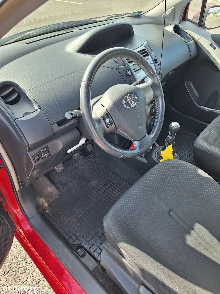 Toyota Yaris 1.33 Luna - 11