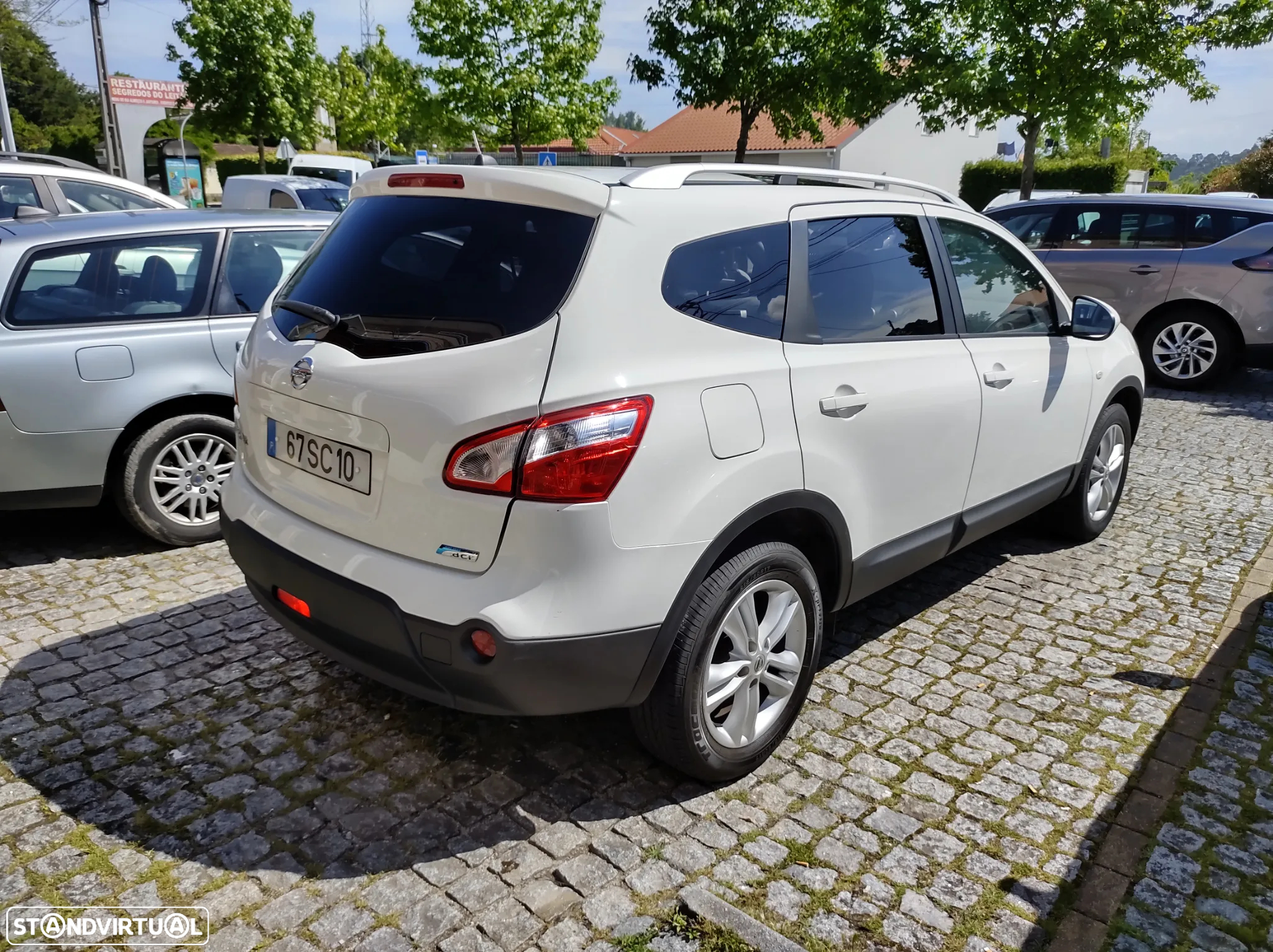 Nissan Qashqai +2 1.5 dCi Tekna Premium 17 - 10