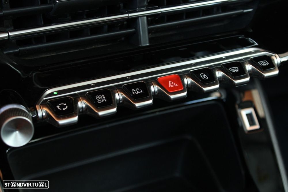 Peugeot e-208 50 kWh Allure - 34
