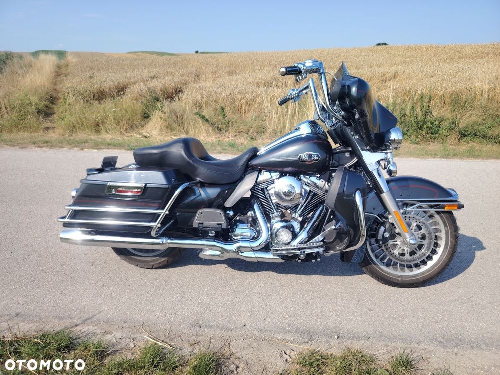 Harley-Davidson FLHTCU Ultra - 13