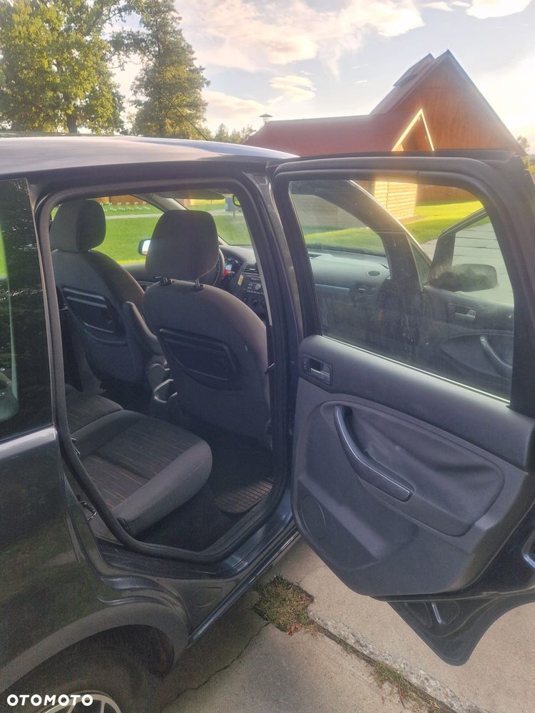 Ford C-MAX 1.8 Ambiente - 13