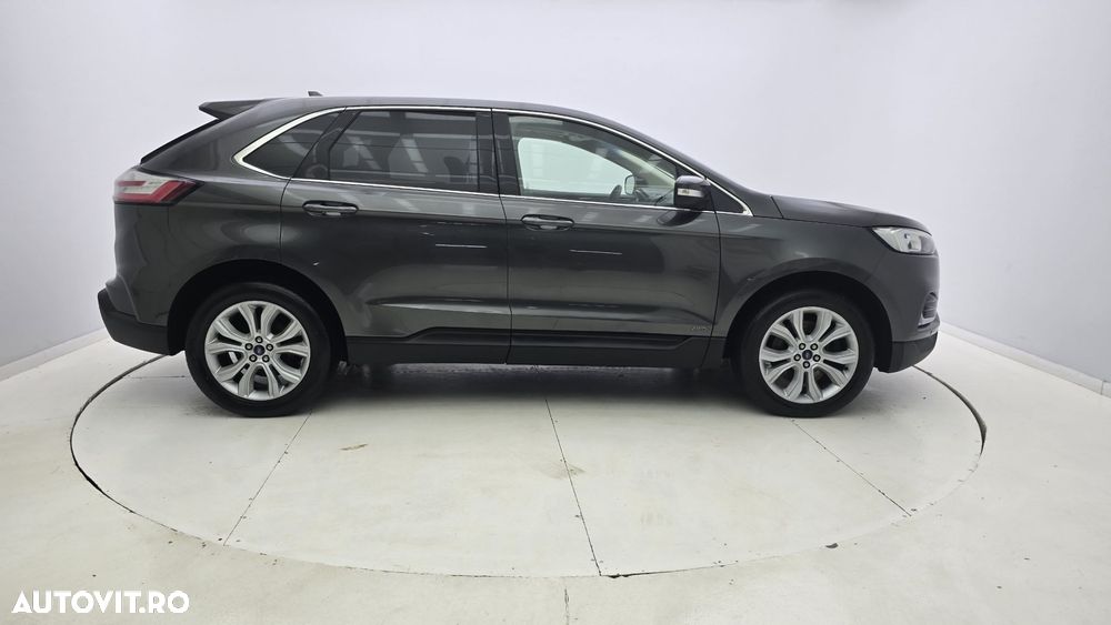 Ford Edge - 5
