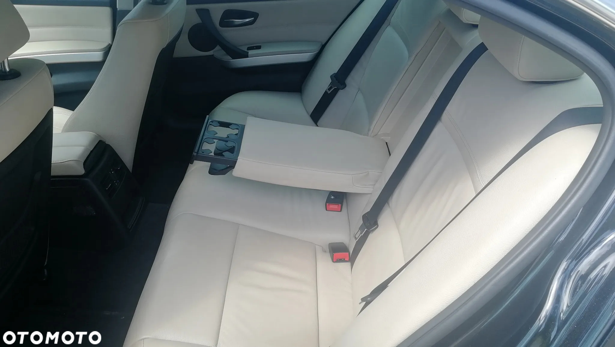 BMW Seria 3 320d - 11