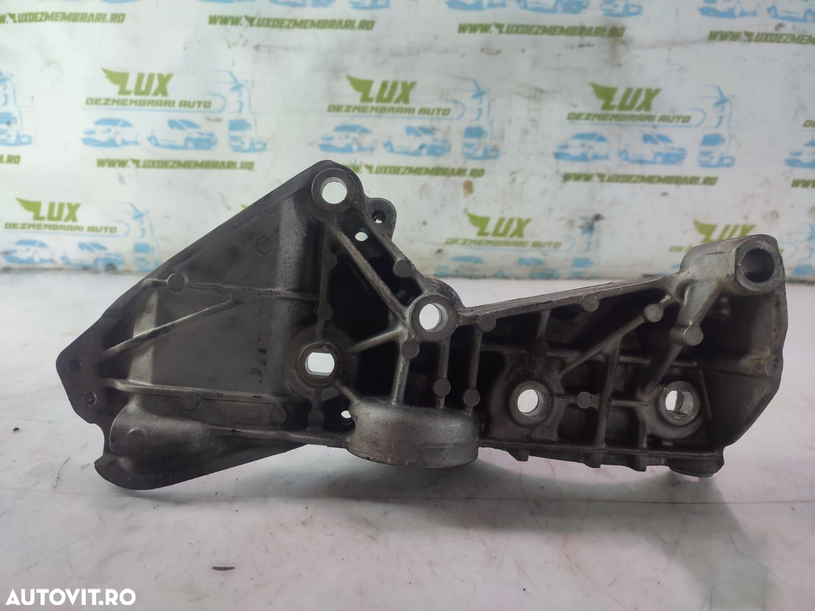 Suport motor accesorii 8200669494  1.5 dci K9K898 Renault Megane 3 [2 - 3