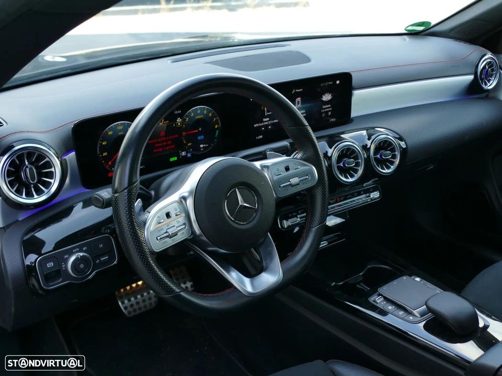 Mercedes-Benz CLA 250 e Shooting Brake AMG Line - 29