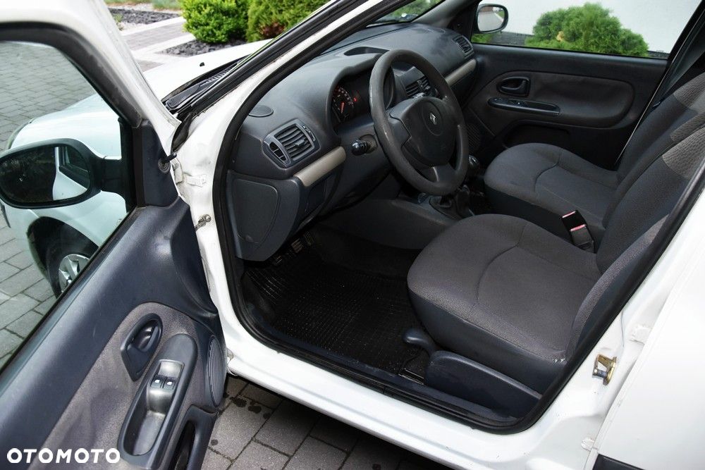 Renault Clio 1.5 dCi Dynamique - 8