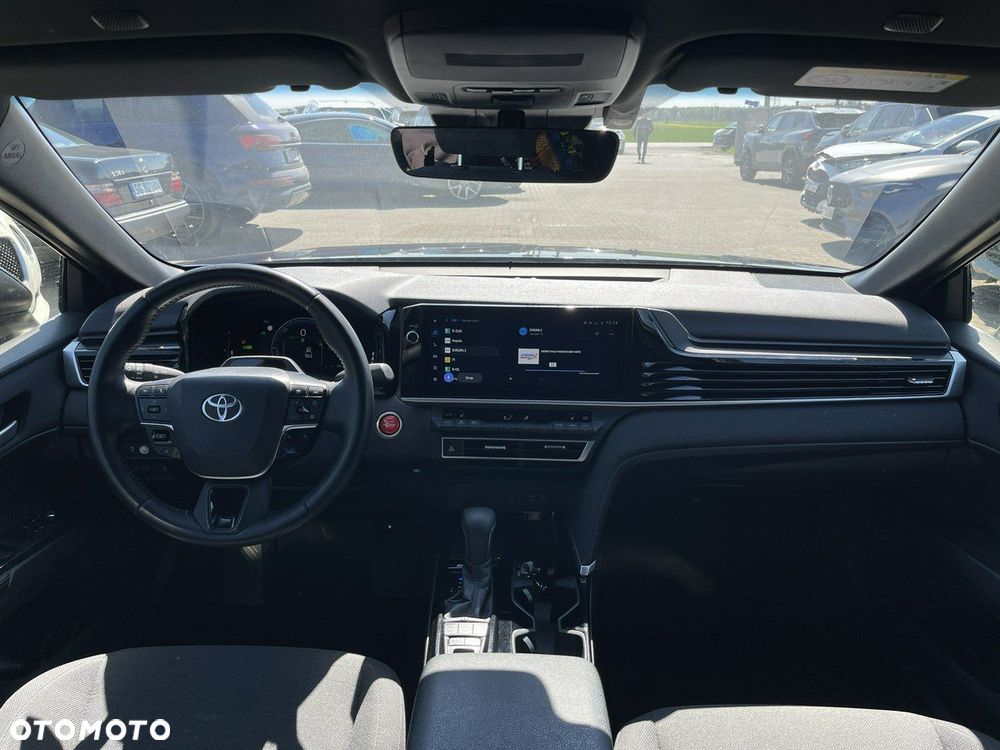 Toyota Camry 2.5 Hybrid Dynamic Force Comfort e-CVT - 11