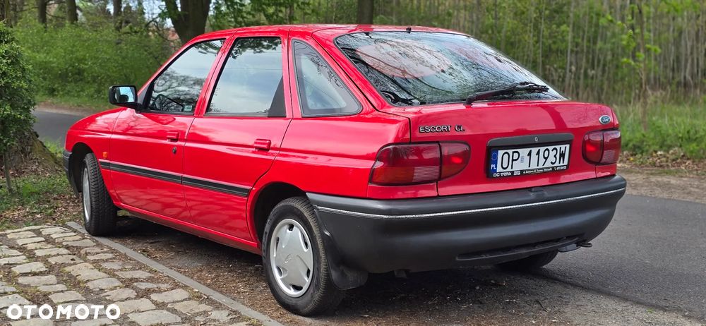 Ford Escort - 11