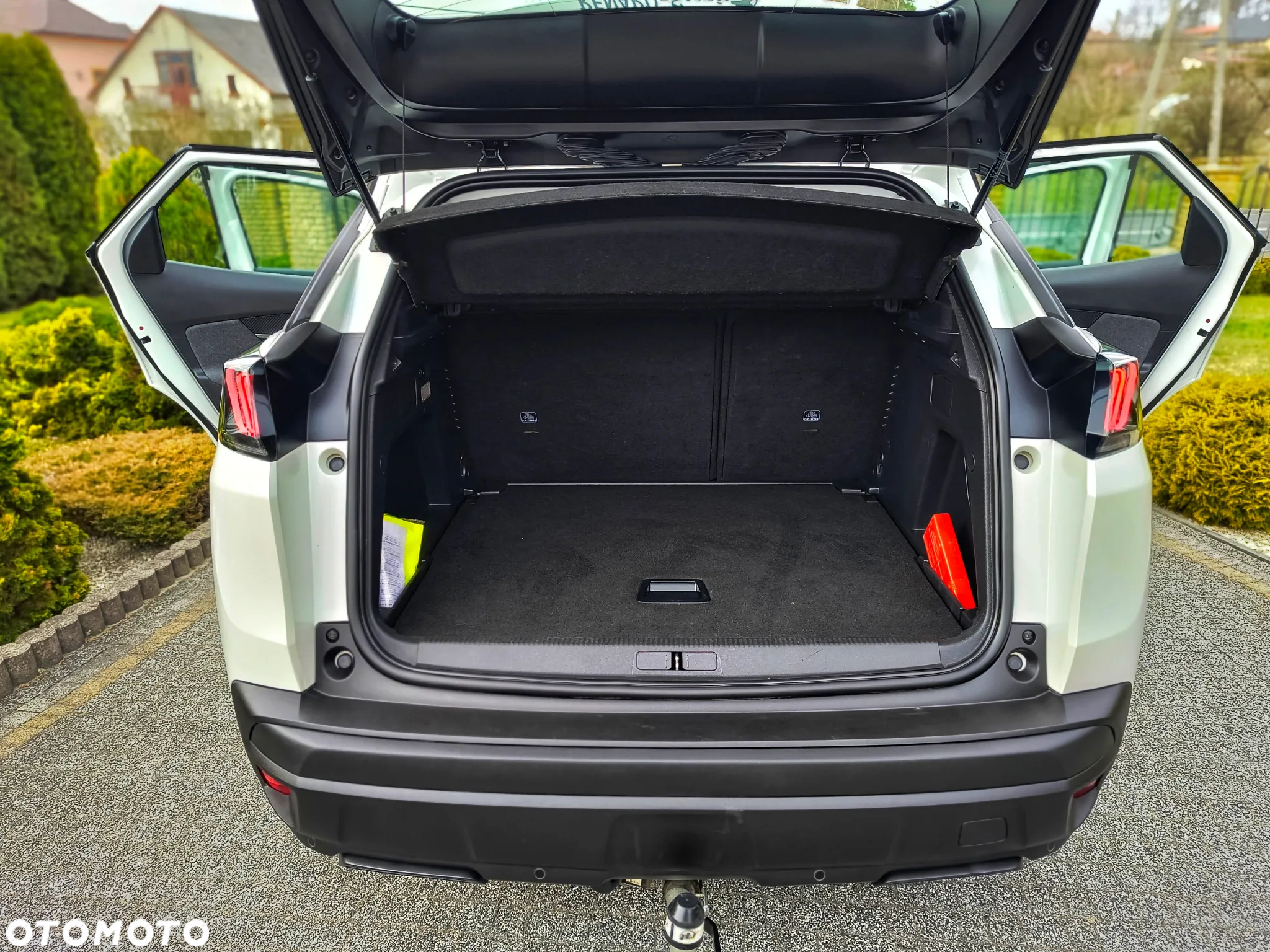 Peugeot 3008 1.5 BlueHDi Allure Pack S&S - 14