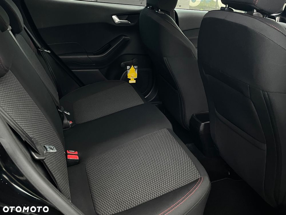 Ford Fiesta 1.1 S&S ST-LINE - 11