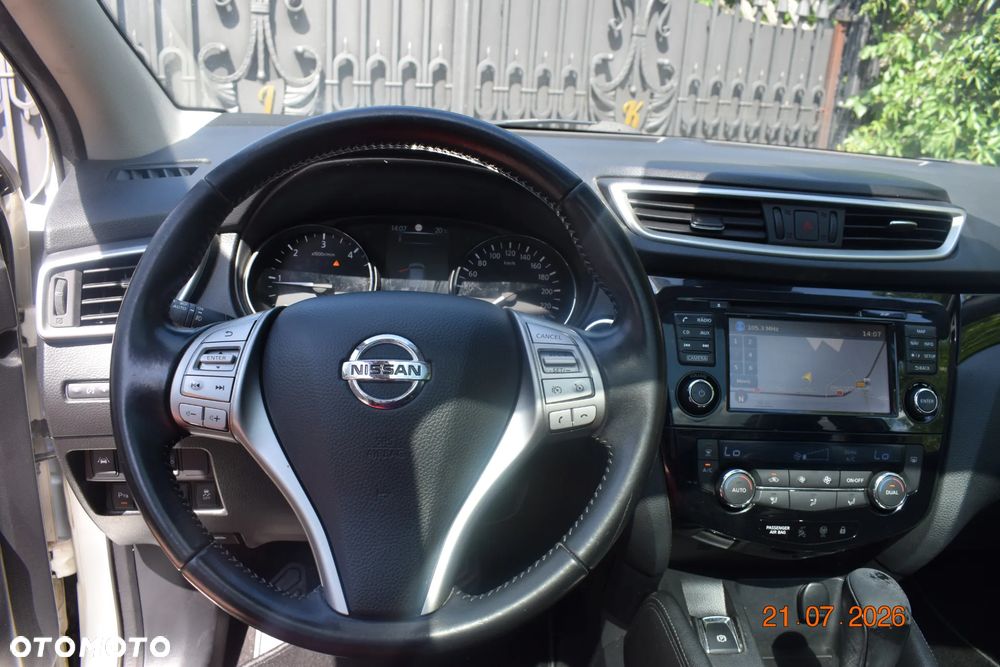 Nissan Qashqai 1.6 DCi Xtronic N-Connecta - 20