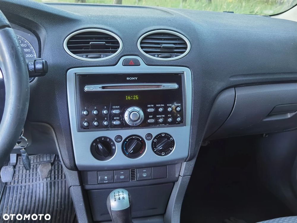 Ford Focus 1.6 TDCi Ambiente - 10