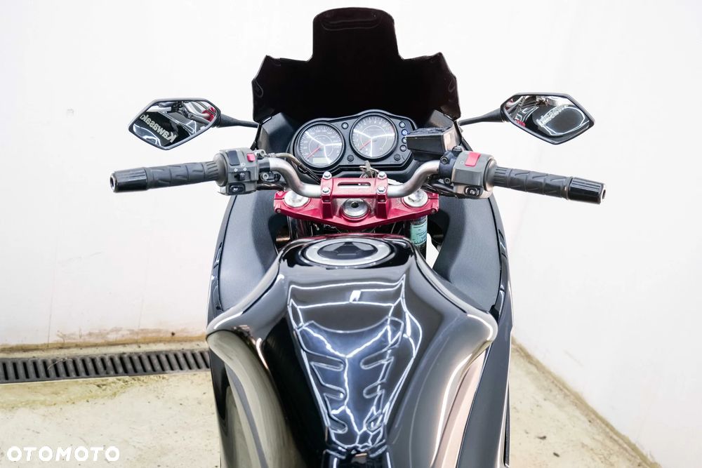 Kawasaki ER - 23