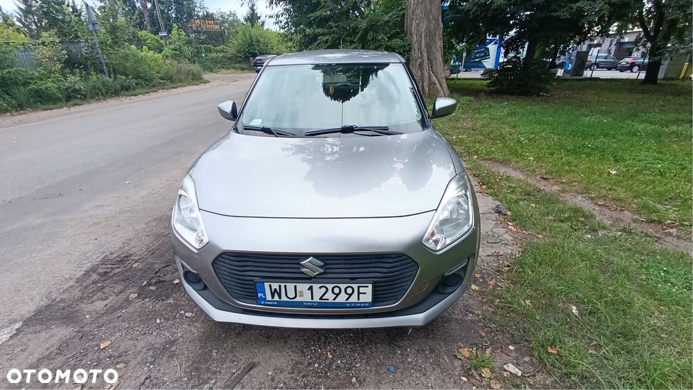 Suzuki Swift - 4