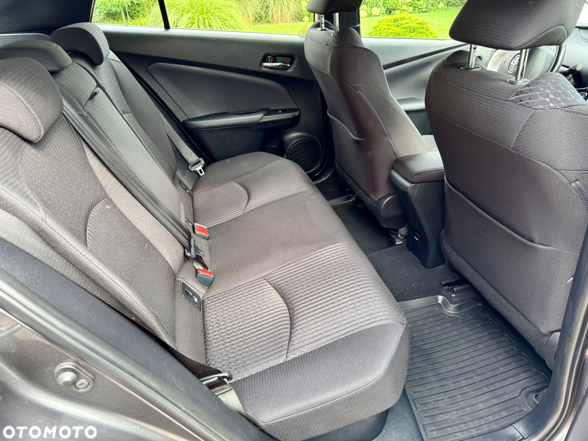 Toyota Prius 1.8 Hybrid Executive - 28